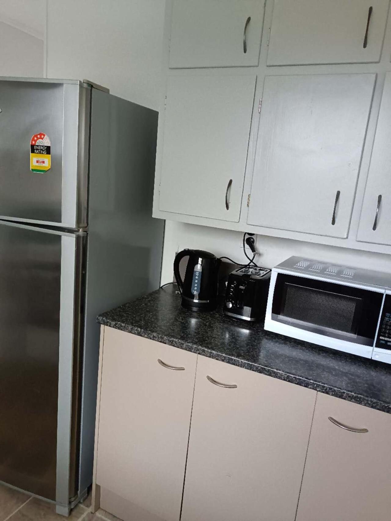 Three-Bedroom House A At 23 Mallard Drive, Selwyn Heights Rotorua Eksteriør bilde